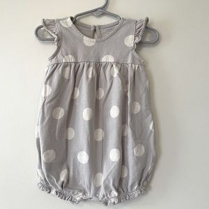 BabyGap romper 12-18 months